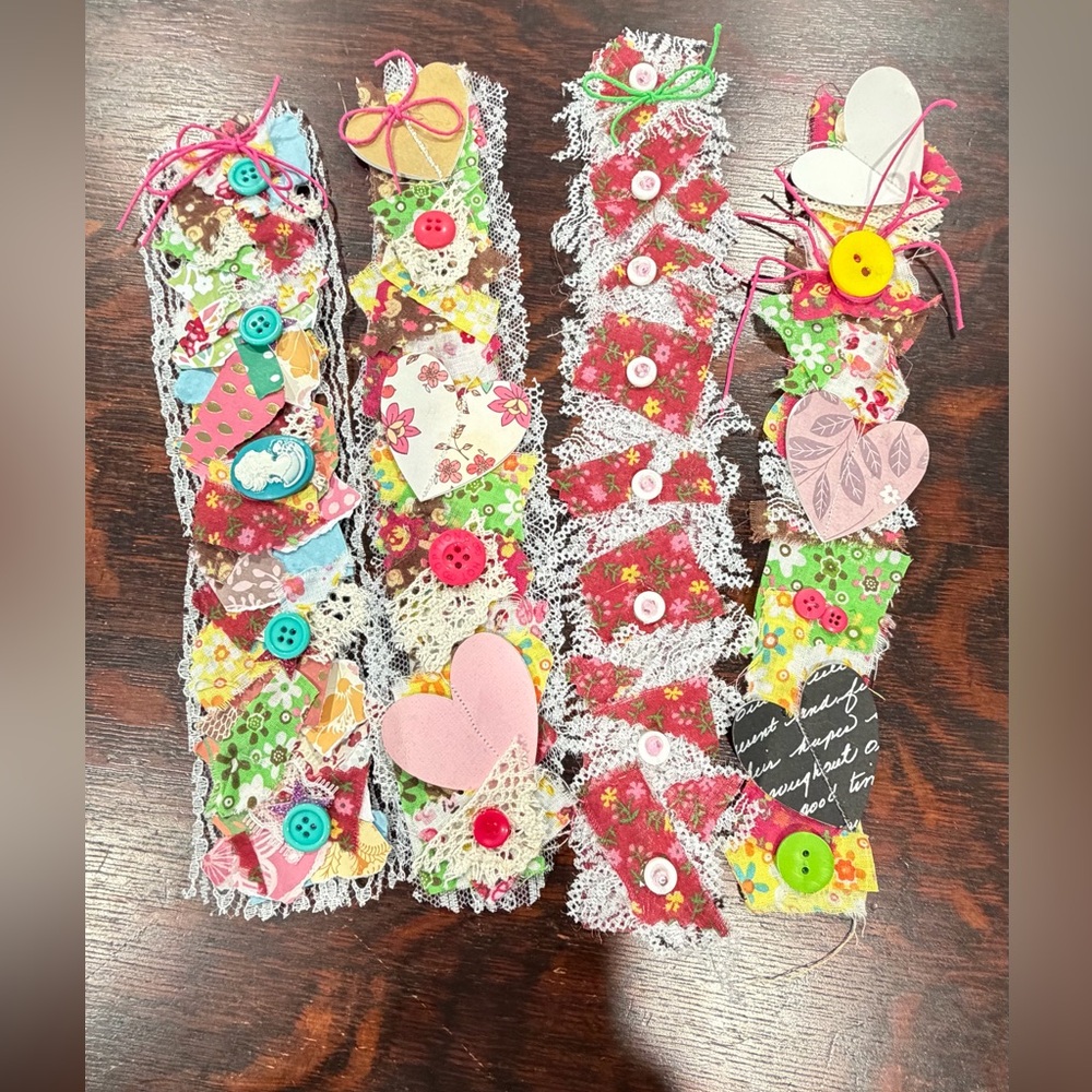 Cluster book markers/page liners for scrapbook or journaling, lace and material